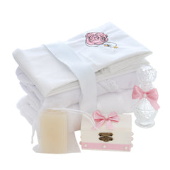 Trusou tip landou pentru botez de fete, Model brodat cu Lebada, roz pudrat, 8 piese, REC5005/20