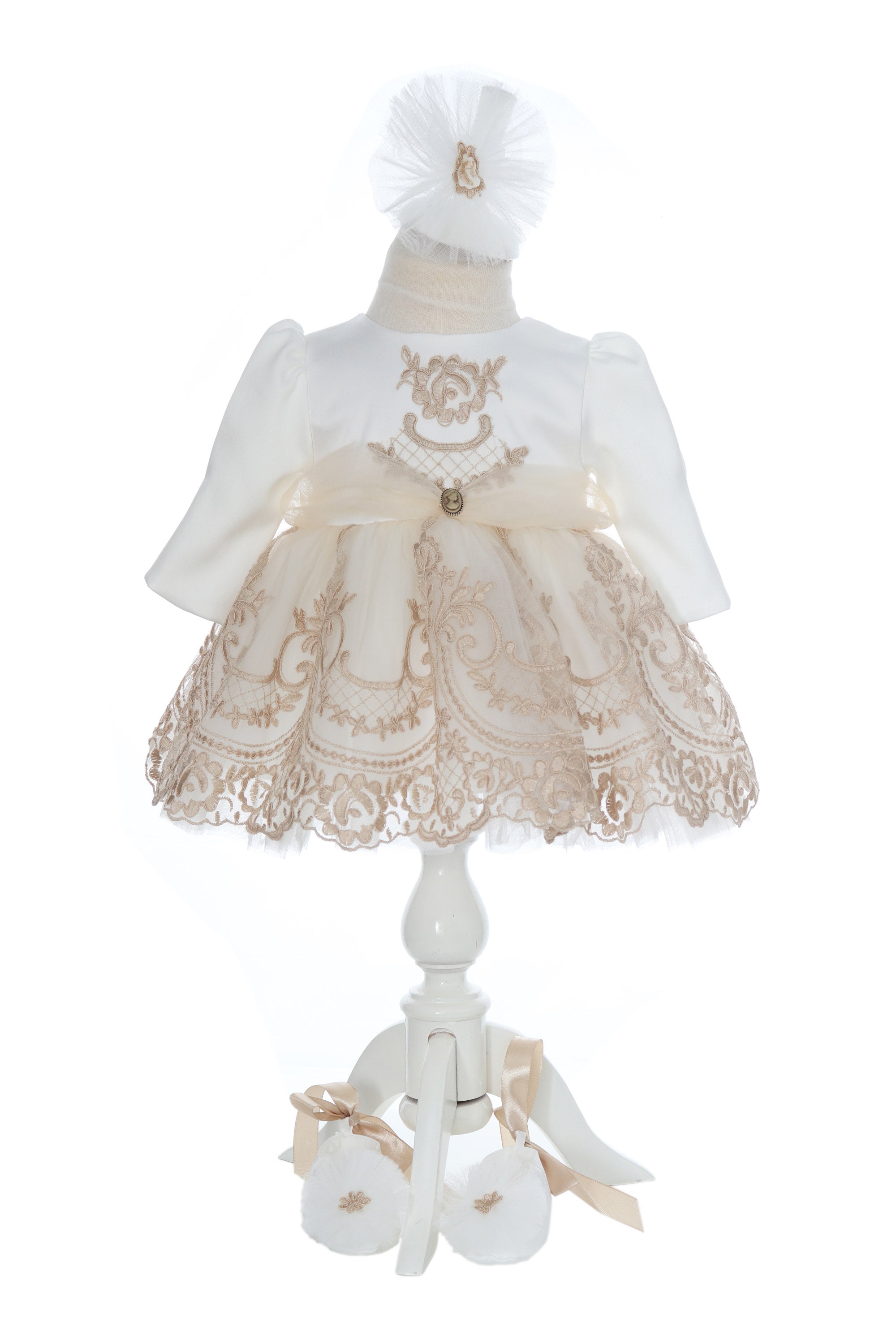 Rochita alb-crem cu benita si botosei pentru botez de fete, Recostore®, REC3037