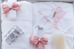 Trusou elegant cu fluturi pentru botez fete, 11 piese, REC3393