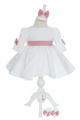 Rochita alba cu fundite roz pudrat pentru botez de fete, botosei si bentita, Recostore®, REC3039