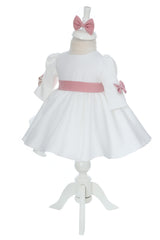 Rochita alba cu fundite roz pudrat pentru botez de fete, botosei si bentita, Recostore®, REC3039