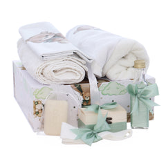 Trusou pentru botez de baieti, 8 piese, Model Ursulet, verde praz, Recostore®, REC3087