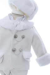Costum alb din stofa groasa pentru botez, 5 piese, camasa, haina groasa, pantaloni, caciula, botosi, REC3051