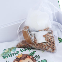 Set prima baita dupa botez cu nasii, body, prosop si saculet cu mirodenii, Safari, REC2551