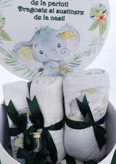 Trusou pentru botez de baieti, Model Elefant, Verde, 8 piese, Recostore®, REC2512