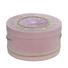 Set botez fata, model Lebada Maia, trusou, rochita si lumanare, culoare roz pudrat, REC3159