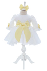 Trusou botez fete, culoare galben-ivoire, model ingeras Gloria, trusou, rochita si lumanare, REC3165