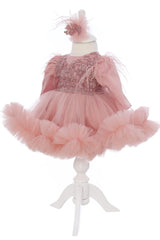 Trusou botez fete, culoare roz pudrat, model Printesa Charlotte, trusou, rochita si lumanare, REC3193