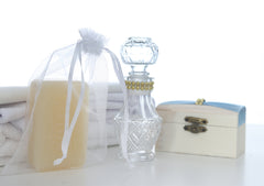 Trusou botez baieti cu Ursulet, culoare bleu, costum, trusou si lumanare, REC3203