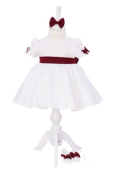 Rochie alb-visiniu cu maneca scurta pentru botez, 3 piese, rochie, bentita si botosei, REC3297