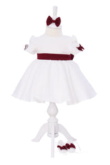 Rochie alb-visiniu cu maneca scurta pentru botez, 3 piese, rochie, bentita si botosei, REC3297