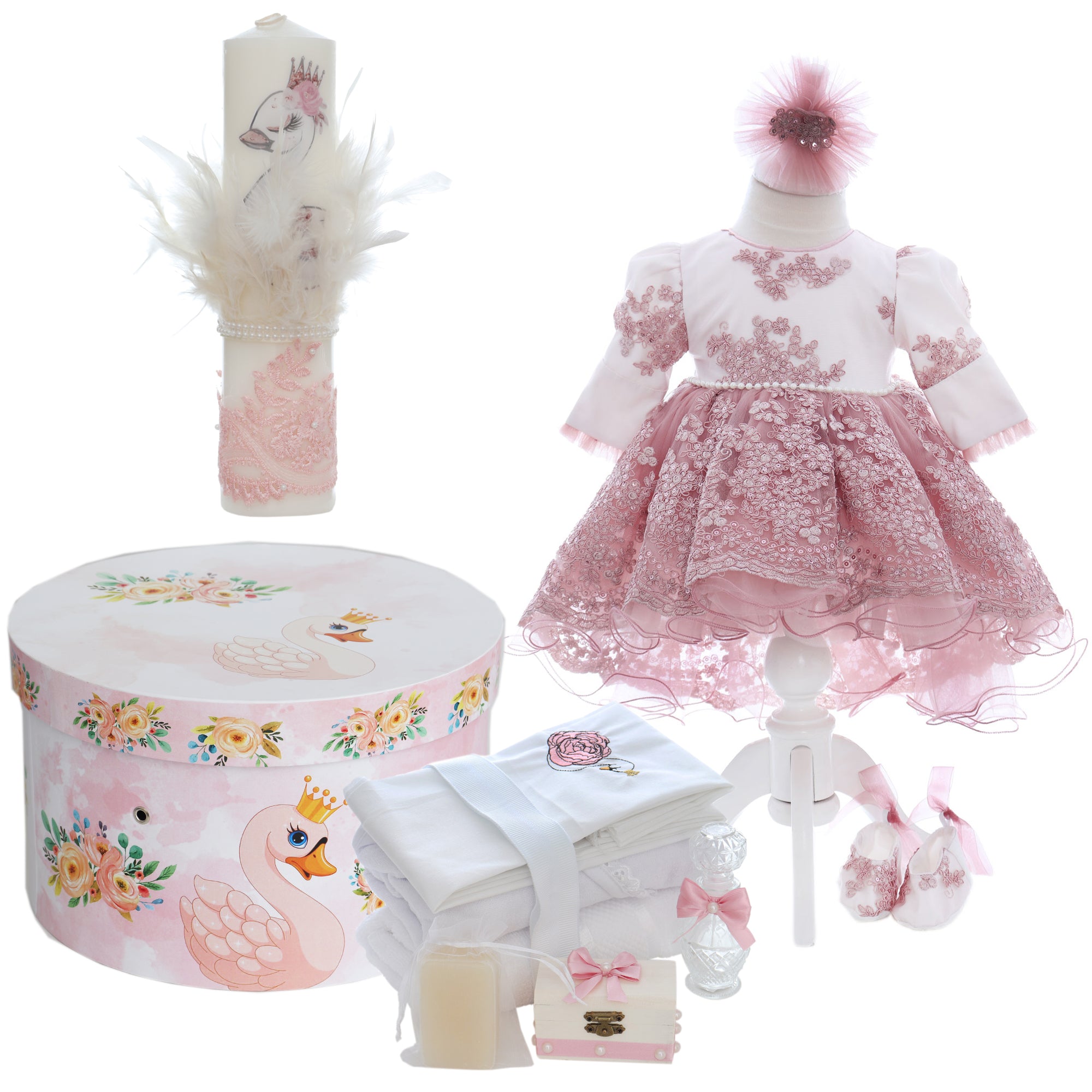 Trusou complet pentru botez de fete personalizat cu lebada, trusou brodat, lumanare, rochita cu bentita si pantofiori, roz pudrat, 12 piese, Recostore®, REC2700
