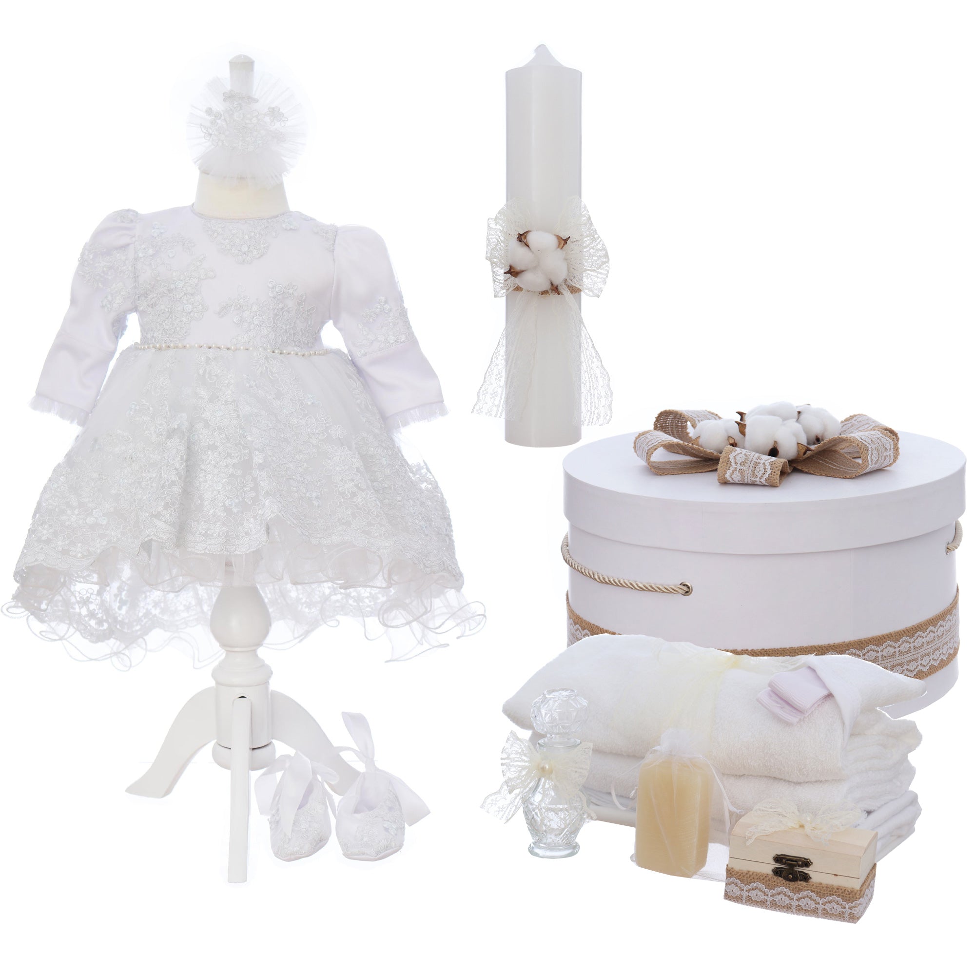 Set bumbac botez fete, model Flori de Bumbac, Trusou, Rochie cu trena si Lumanare, REC3249