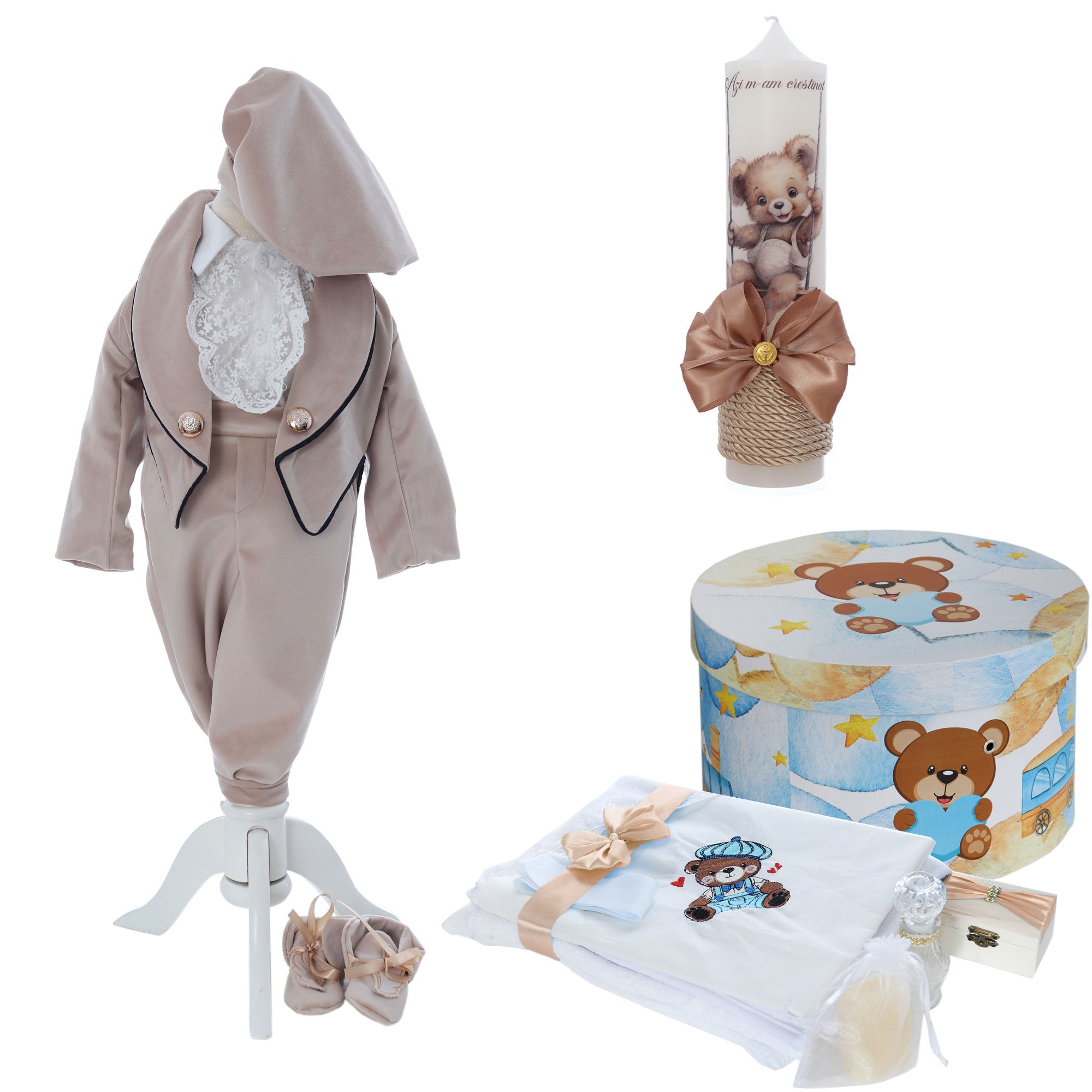 Trusou botez baieti cu ursulet Velvet Teddy, culoare crem, costum, trusou, si lumanare, REC3177