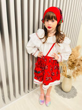 Costum popular alb-rosu din zona Maramuresului pentru botez, 4 piese, rochie, fota, traistuta, batic, REC1179-1