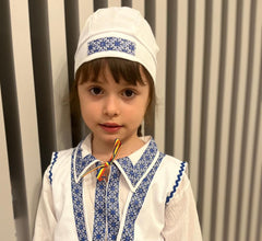 Costum popular alb-albastru, 4 piese, camasa, vesta, pantaloni, caciula, pentru baieti, REC1159-1