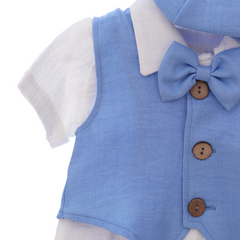 Costumas de vara din muselina pentru botez, bleu, 5 piese, camasa, papion, pantaloni, vesta, bascuta pentru baieti, REC3310