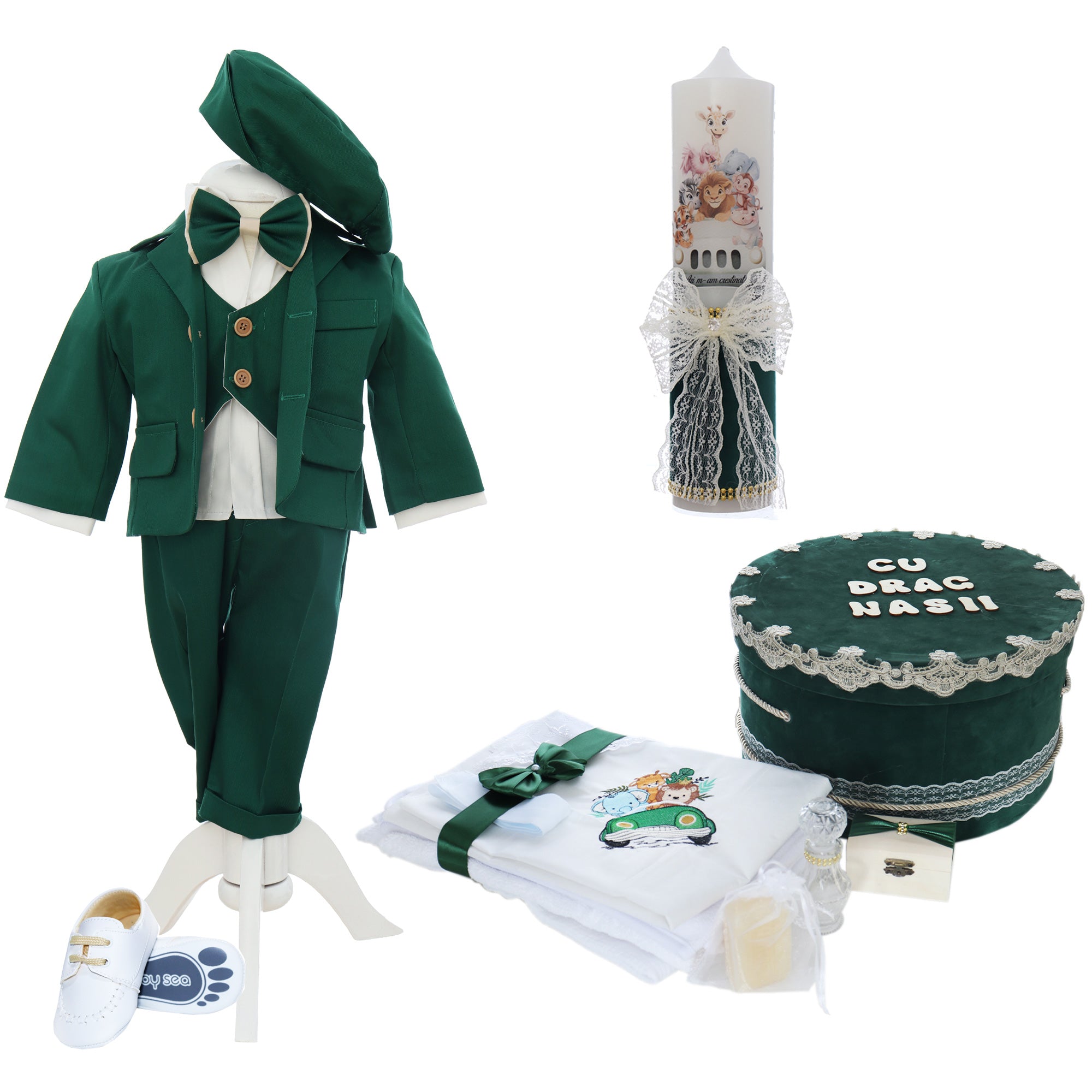 Trusou botez Safari, culoare verde, costum, trusou, lumanare si pantofiori, REC3190