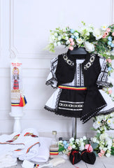 Set trusou complet pentru botez de fete, traditional, model cu tarancuta, 14 piese, Costum popular, Lumanare cu tarancuta, trusou brodat si pantofiori, REC2574