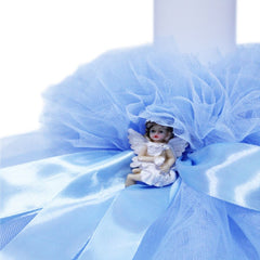Lumanare bleu pentru botez, cu ingeras, volane din tulle bleu si fund, 30x5 cm, REC146