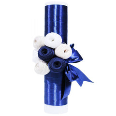 Lumanare pentru botez din panglica bleumarin, accesorizata cu aplicatii din ghem de ata, 40x7 cm, REC187