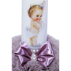 Lumanare roz pudrat inchis pentru botez, cu bebe printesa imprimata, tulle roz pudrat si perle 35x7 cm, REC76
