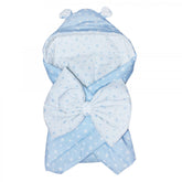 Port bebe alb-bleu cu urechi si stelute si sistem de inchidere cu funda, REC1200