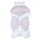 Port bebe alb-roz pudrat cu urechi si stelute si sistem de inchidere cu funda, REC1201