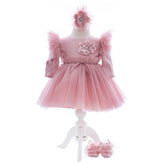 Rochita cu pantofiori si bentita roz pudrat deschis pentru botez de fetite, 3 piese, REC2442