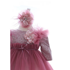 Rochita cu pantofiori si bentita roz pudrat inchis pentru botez de fetite, 3 piese, REC2441