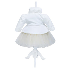 Set complet pentru botez compus din 13 piese, rochie alb-ivoire, pantofiori, lumanare cu dantela si trusou brodat "Cu drag de la nasi", REC1591