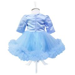 Set complet pentru botez compus din rochie bleu si bentita, pantofiori, lumanare tip glob cu bebe printesa, si trusou brodat "Cu mult drag de la nasi" format din 8 piese, REC1520