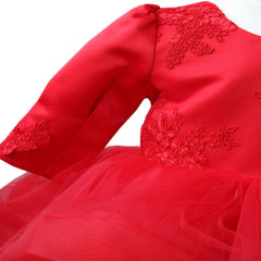 Set complet pentru botez compus din rochie rosie si bentita, pantofiori, lumanare tip glob cu bebe printesa si trusou brodat "Cu drag de la nasi" si coroana format din 7 piese, REC1526