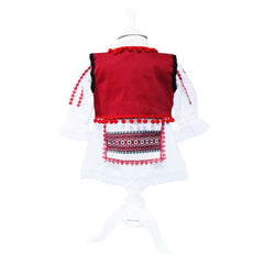 Set complet pentru botez, costum traditional pentru fete, lumanare cu spice de grau si aplicatii traditionale, trusou cu tarancuta brodata, 13 piese, alb-traditional-rosu, REC403