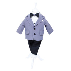 Set complet pentru botez, lumanare cu tulle bleu si mesajul "Cu drag de la nasi, azi m-am crestinat", costum gri, trusou brodat cu mesajul "Azi m-am crestinat" si pantofiori, 13 piese, REC901