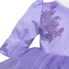 Set complet pentru botez, lumanare lila, rochie lila din tulle si satin, trusou brodat cu mesajul "Azi m-am crestinat" si pantofiori, 10 piese, REC993