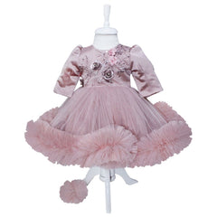 Set complet pentru botez, lumanare roz pudrat cu bebe printesa, rochie roz pudrat din tulle si satin, trusou brodat cu mesajul "Azi m-am crestinat" si pantofiori, 10 piese, REC988