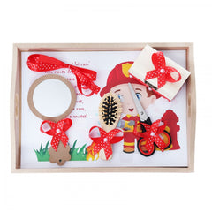 Set tava pentru taiere mot la baieti, model cu Pompier, rosu, 6 piese, 35x20 cm, Recostore, REC1967/133