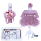 Set trusou complet pentru botez de fete, lumanare roz pudrat cu Pisicuta Aristocrata, rochita roz pudrat, trusou cu Pisicuta Aristocrata si pantofiori, 12 piese, Recostore, REC1796
