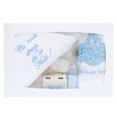 Trusou alb-bleu pentru botez, compus din prosop bebe, prosop preot, panza mir, sapun, fasa, sticluta mir, cutiuta prima suvita, 7 piese, REC1399