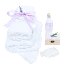 Trusou alb-lila pentru botez, compus din prosop bebe, prosop preot, panza mir, sapun, fasa, sticluta mir, cutiuta prima suvita, 7 piese, REC1398