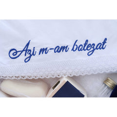 Trusou brodat cu "Azi m-am crestinat" pentru botez de baieti, 7 piese, bleumarin, Recostore, REC2292