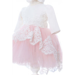 Trusou complet pentru botez de fete, rochita roz cu trena, lumanare cu coroana, trusou brodat cu Coroana si pantofiori, 11 piese, Recostore, REC2303