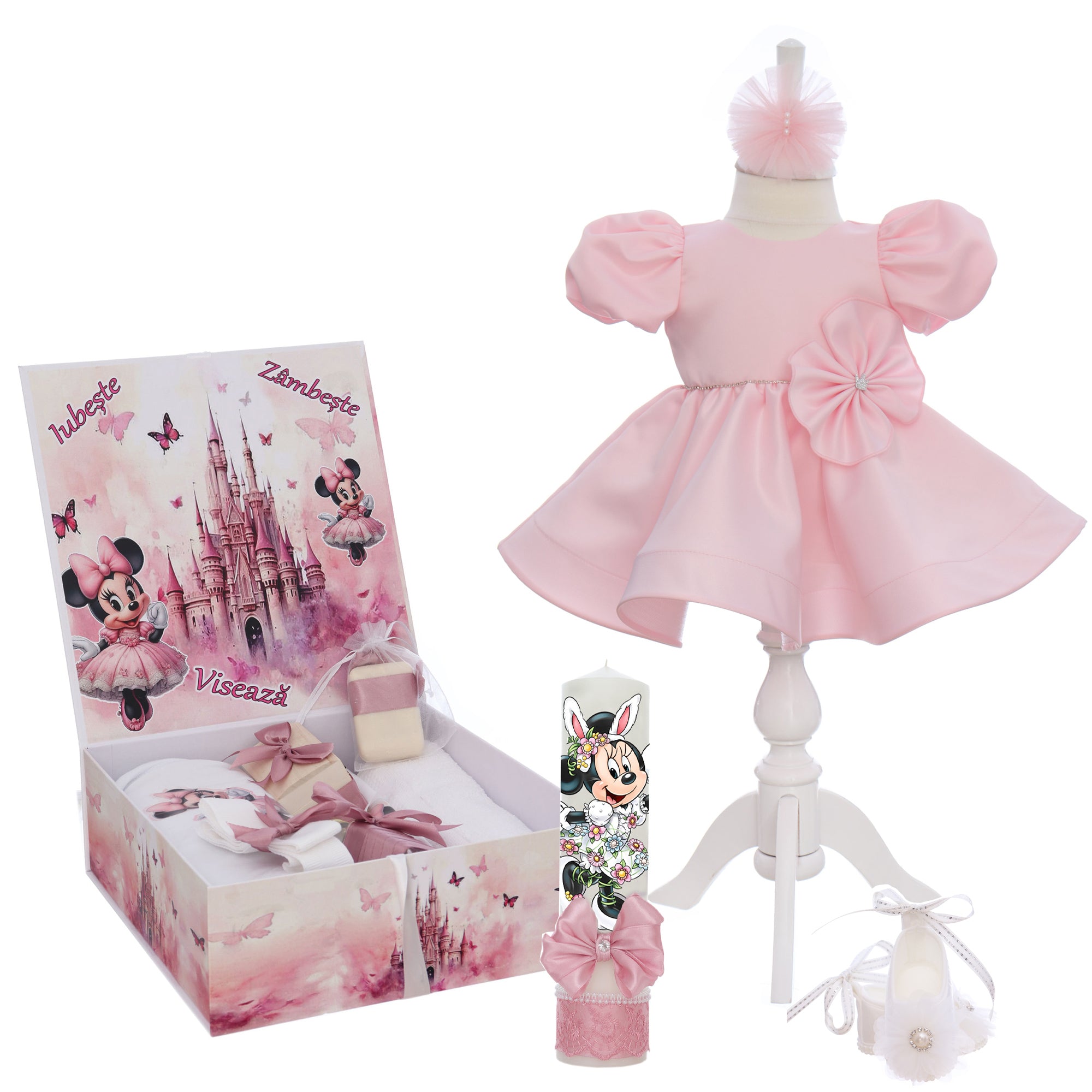 Set trusou pentru botez fete, personalizat cu Minnie Mouse, culoare roz, trusou, rochie, pantofiori si lumanare, REC3292